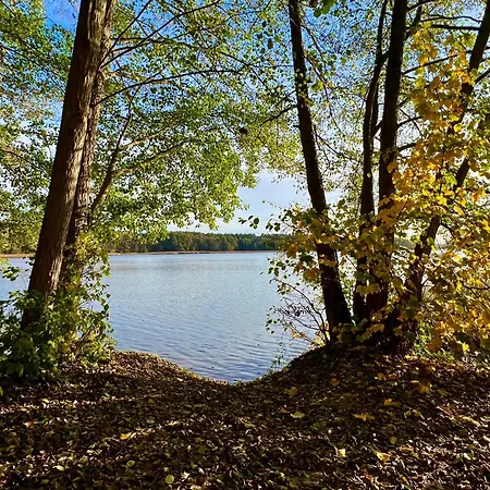 Traumhaftes Am Am Luebbesee In